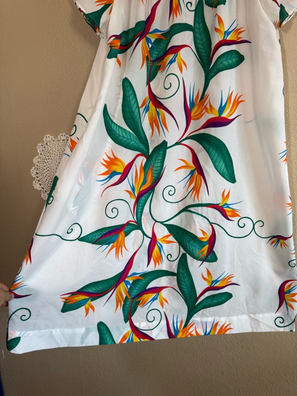 Hilo Hattie Vintage 70s/80s White Bird of Paradise Hawaiian Midi Dress| Size M - Picture 8 of 13